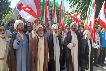 تجمع طلاب حوزه علمیه استان تهران در حمایت از حزب الله لبنان و ملت مظلوم فلسطین و غزه