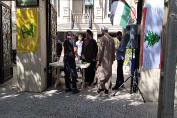 برپایی ایستگاه فرهنگی حوزه علمیه بمناسبت پاسخ موشکی سپاه پاسداران