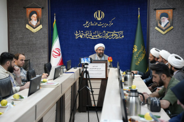 نشست خبری مدیر حوزه های علمیه استان تهران با اصحاب رسانه پیرامون سفر آیت الله اعرافی به استان تهران