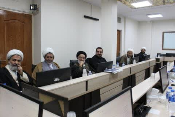 ارتقای تخصص مدیران مدارس علمیه تهران